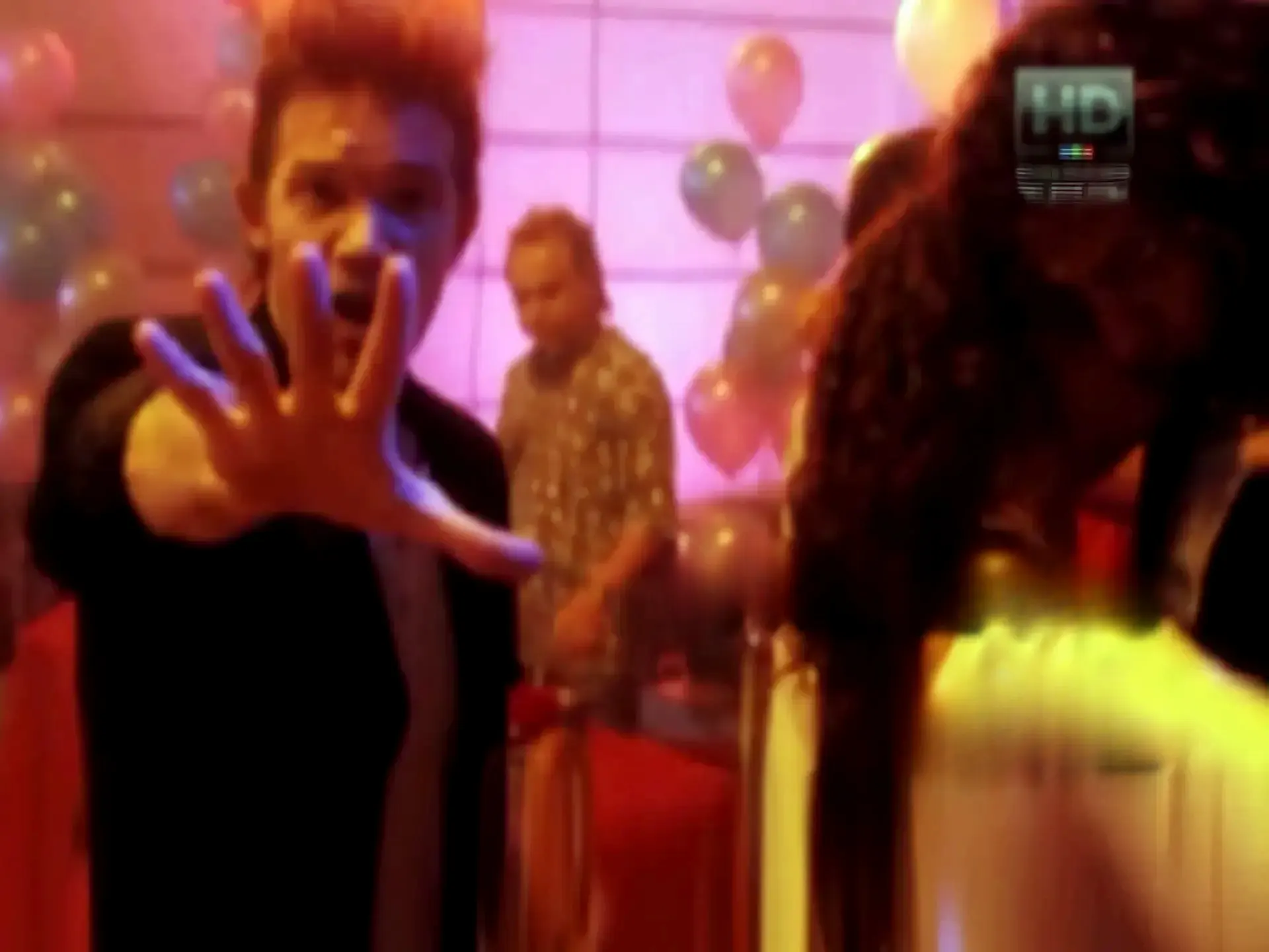 Marcelo Lally actuando en la novela Graduados